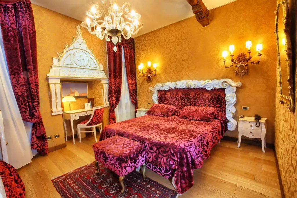 Deluxe Triple room