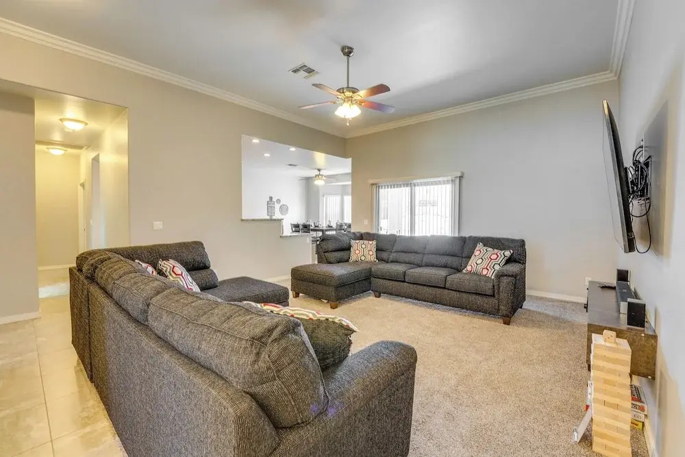 Beautiful Bullhead City Home Rental w/ Yard! — фото 4