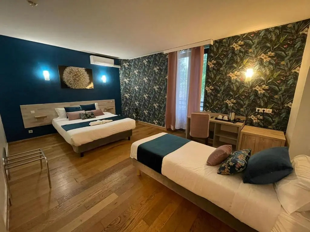 Empire Hotel - Chambres