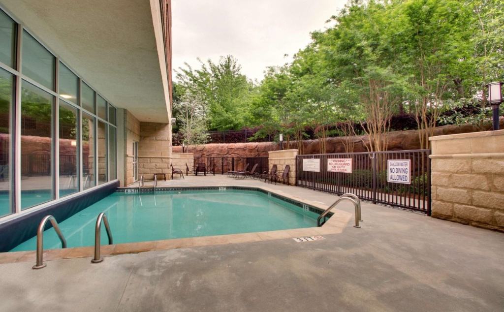 Drury Inn & Suites Charlotte Northlake - Général