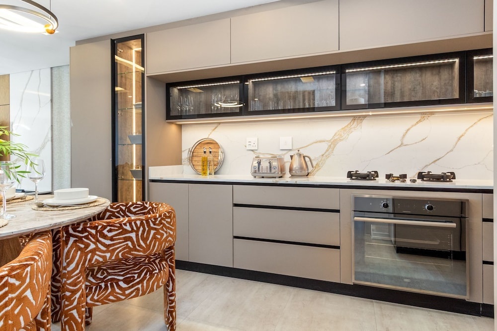 Lagoon Beach Luxe 116a — 3