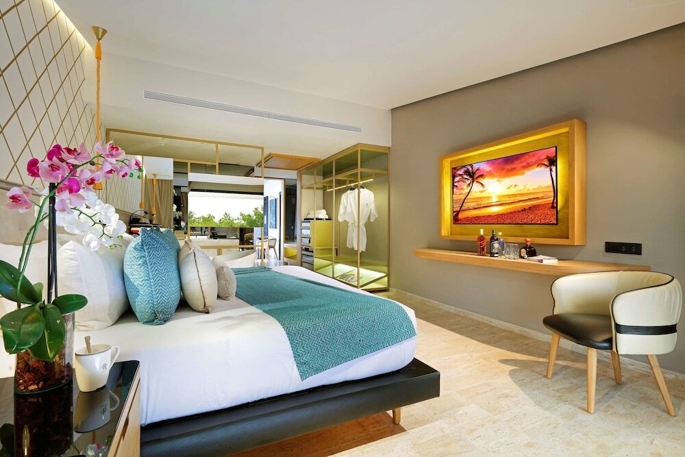 Grand Palladium Colonial Resort & Spa by null