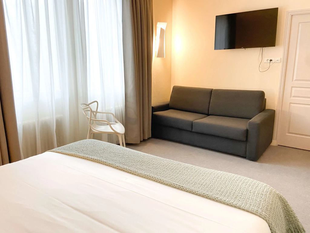 Standard Quadruple room