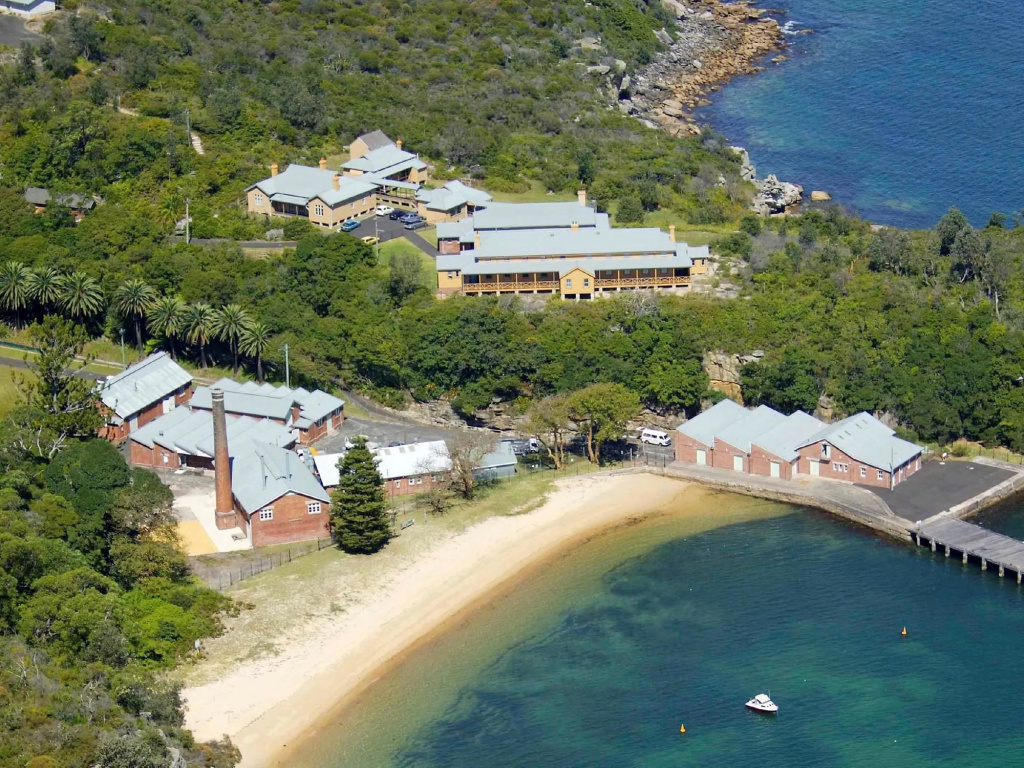 Beach & Waterfront