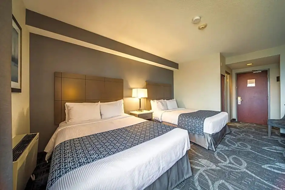 Monte Carlo Inn Airport Suites - Chambres