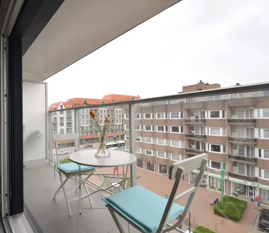 Apartment in Oostduinkerke Near the Beach