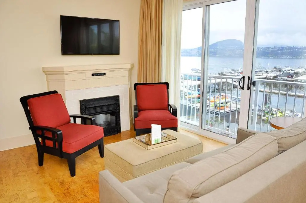 Luxury Suite