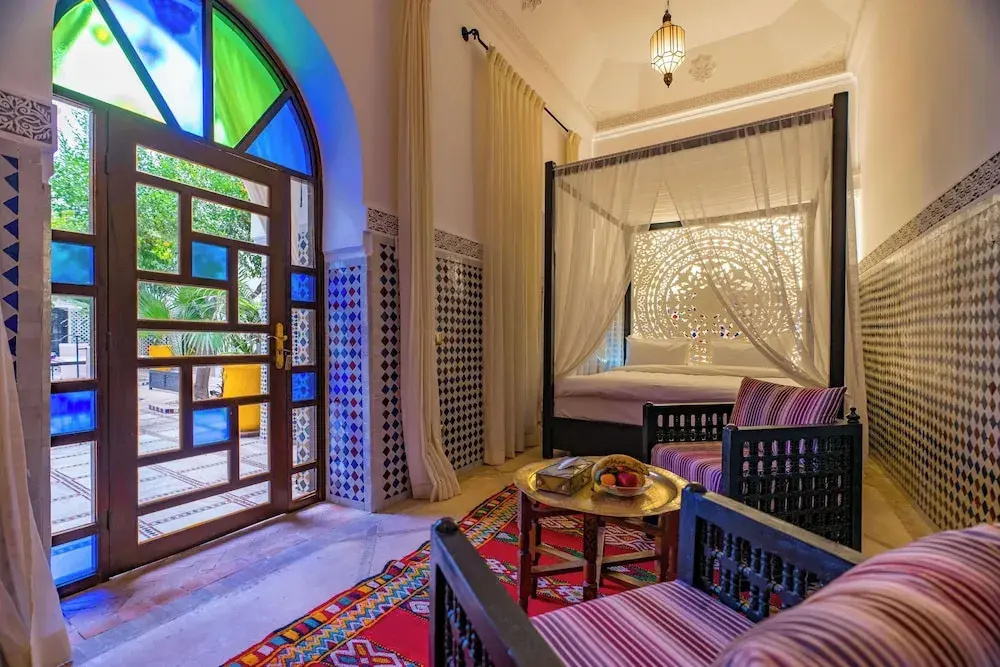 Deluxe Double Suite with courtyard view (full double bed)
