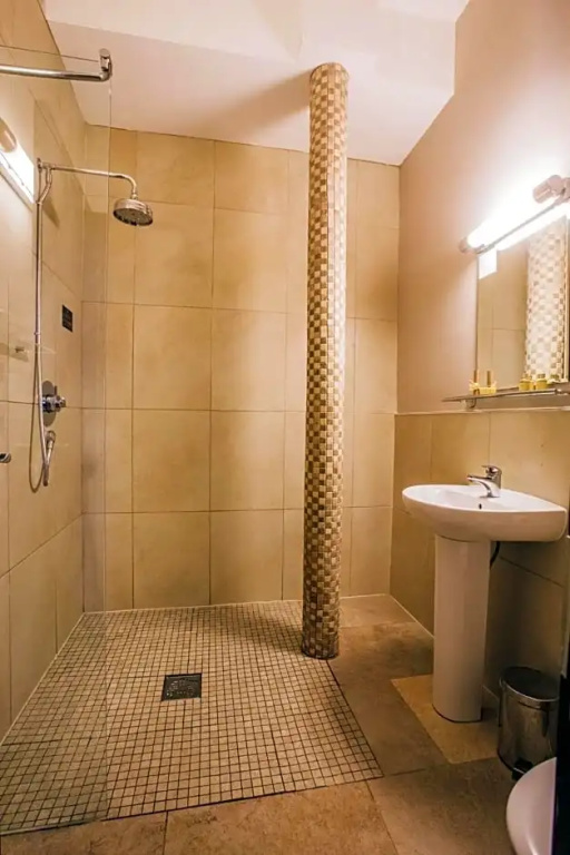 Duke Of Edinburgh Hotel - Chambres