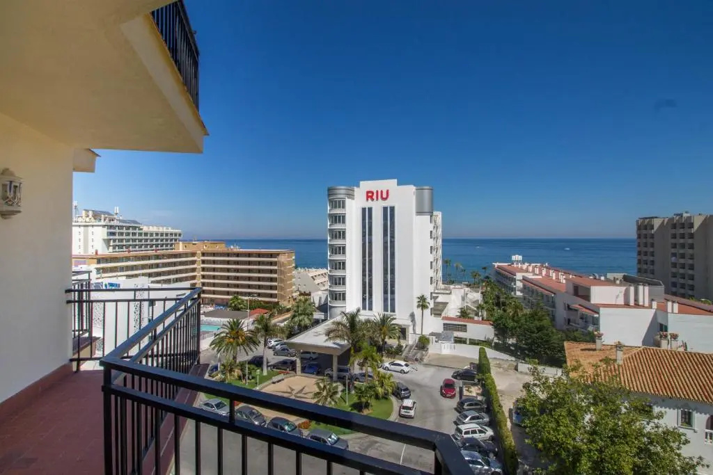 Santa Amalia 45 by IVI Real Estate