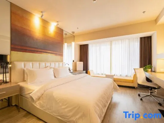 Deluxe Double room (full double bed)