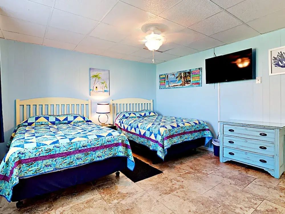 Island Retreat I & II