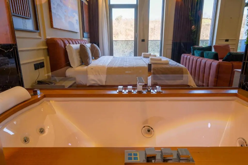 Suite with balcony