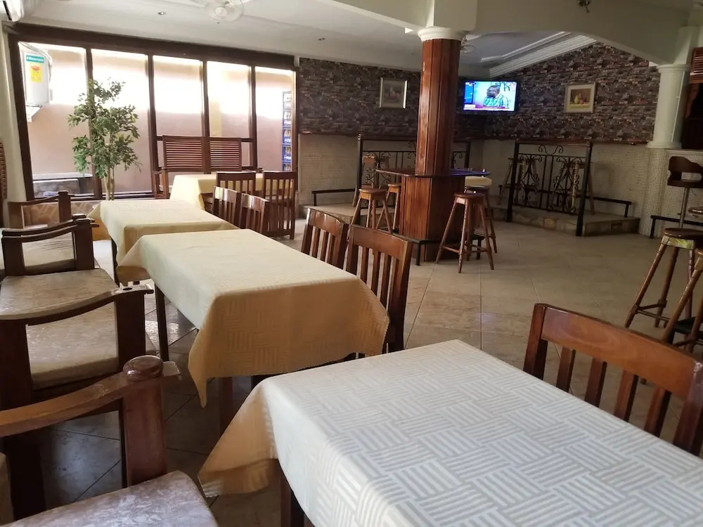 Hotel photo 12