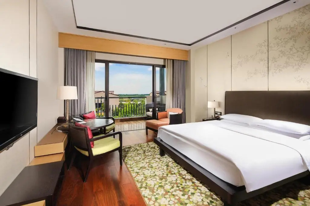 Double room with garden view (full double bed)