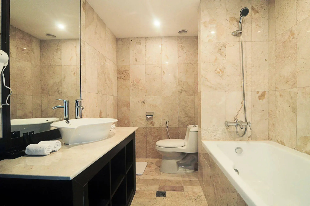 Grand Edge Hotel Semarang - Général