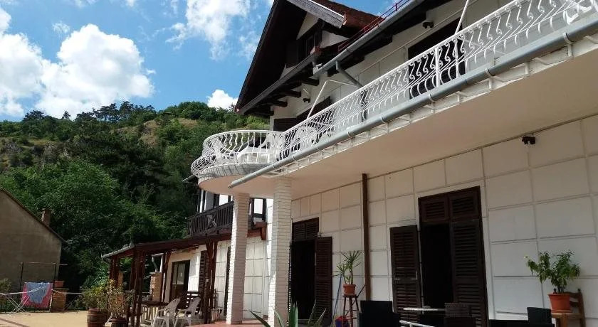 Valcsics Villa Panzió