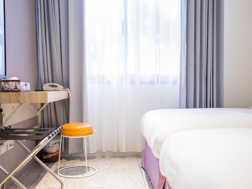 Двухместный номер Standard 2 отдельные кровати в Rainbow Hotel