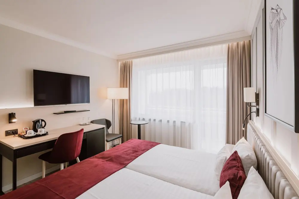 Deluxe Double room twin beds