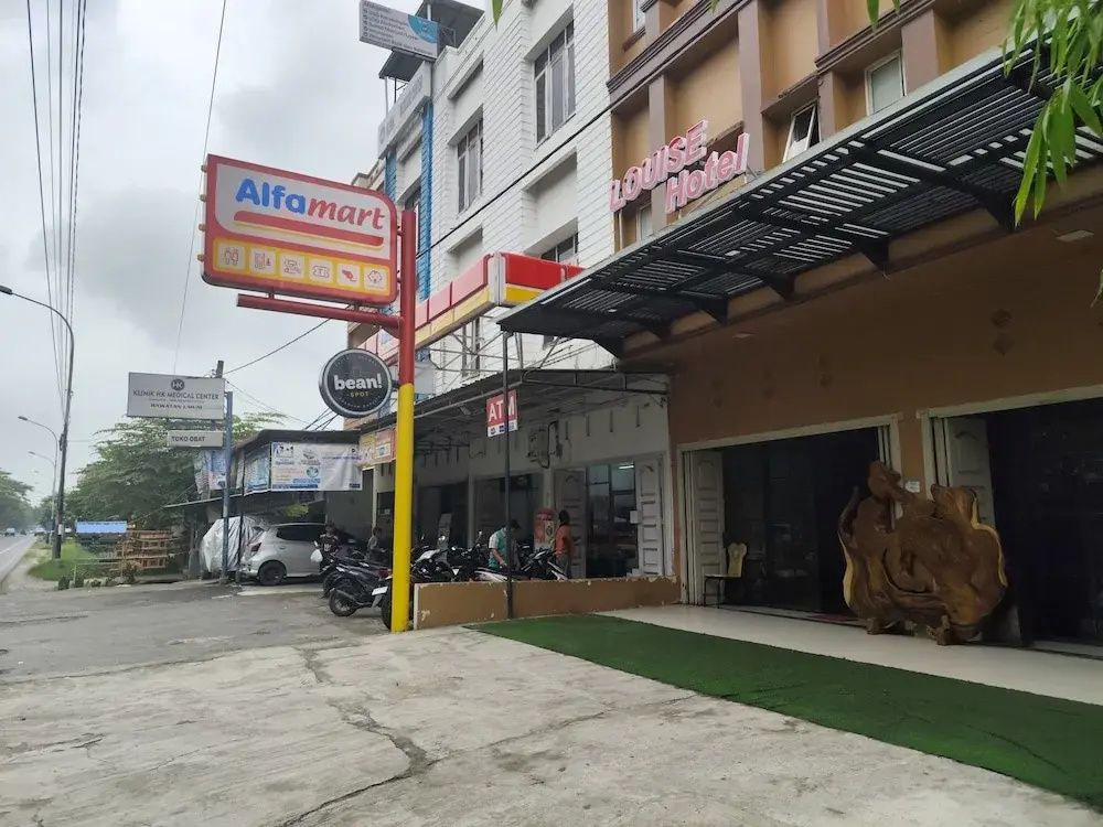 Louise Hotel
