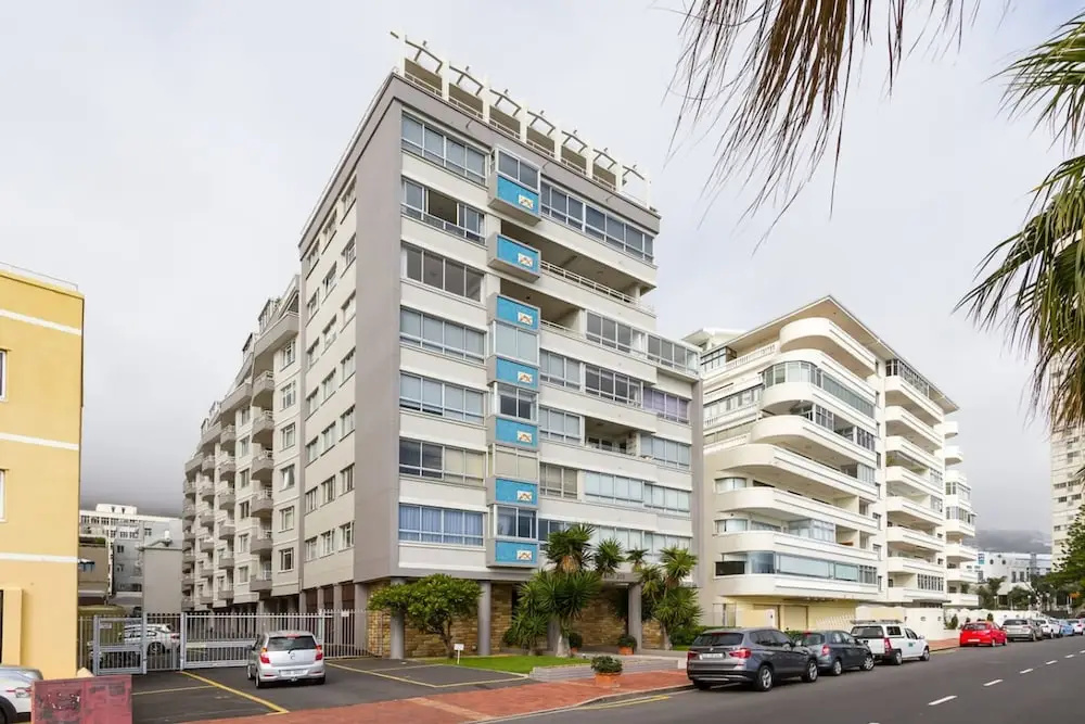 Ocean Front Apartment w Sea Views Pleasant Ways