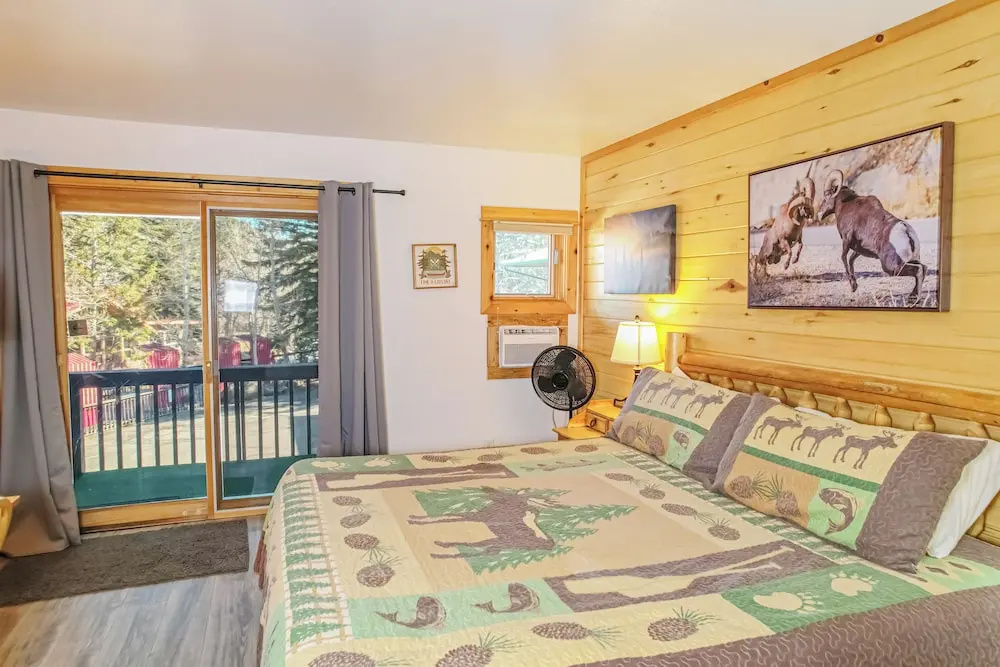 Standard Double room with view (full double bed)