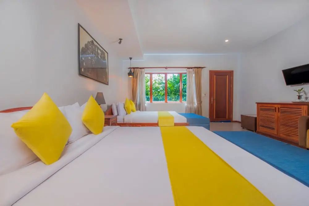 Deluxe Family room