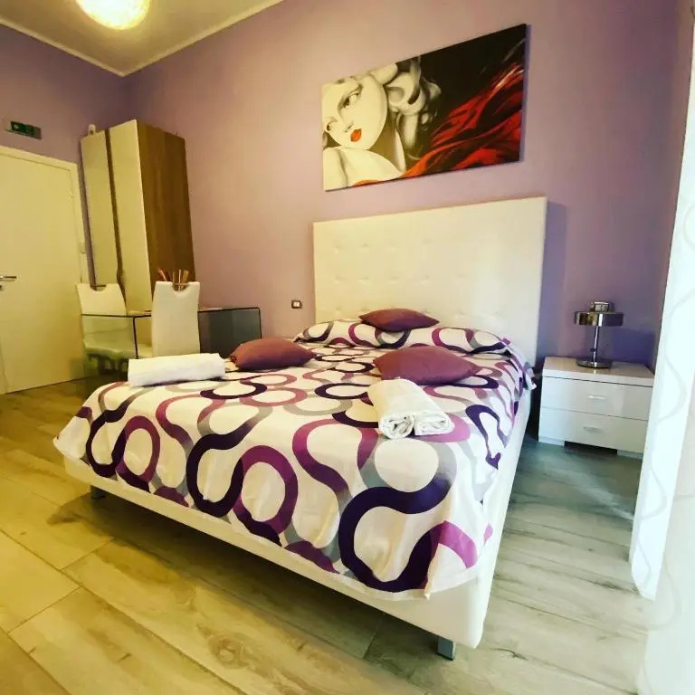 Standard Double room (full double bed)