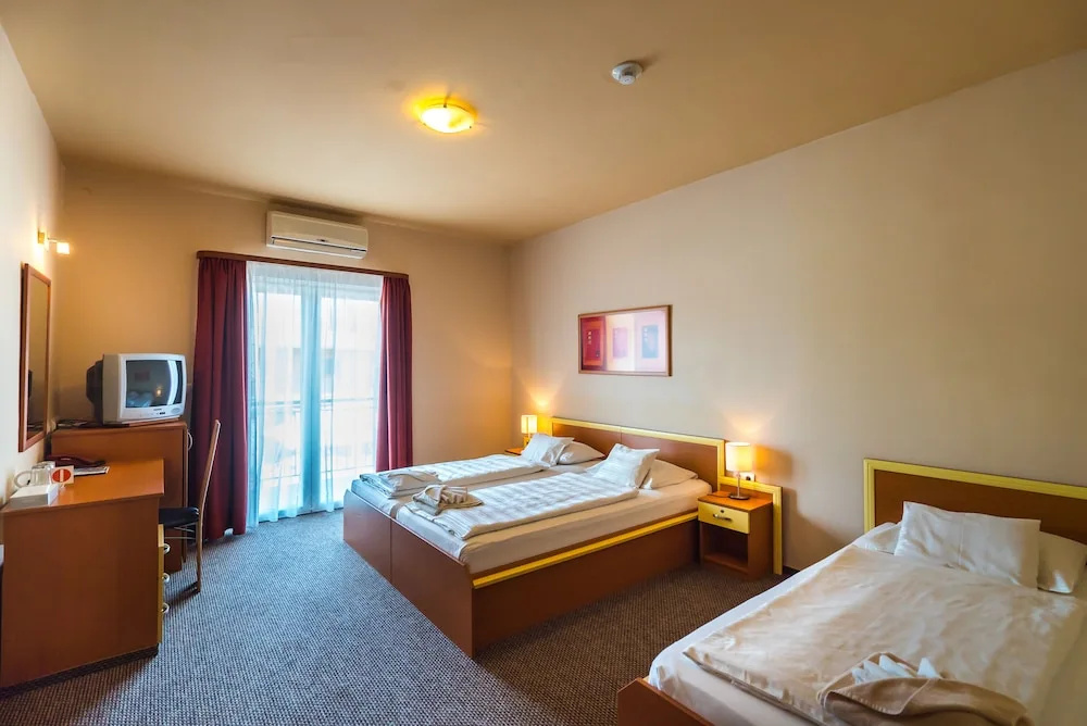 Beach Hotel - Général