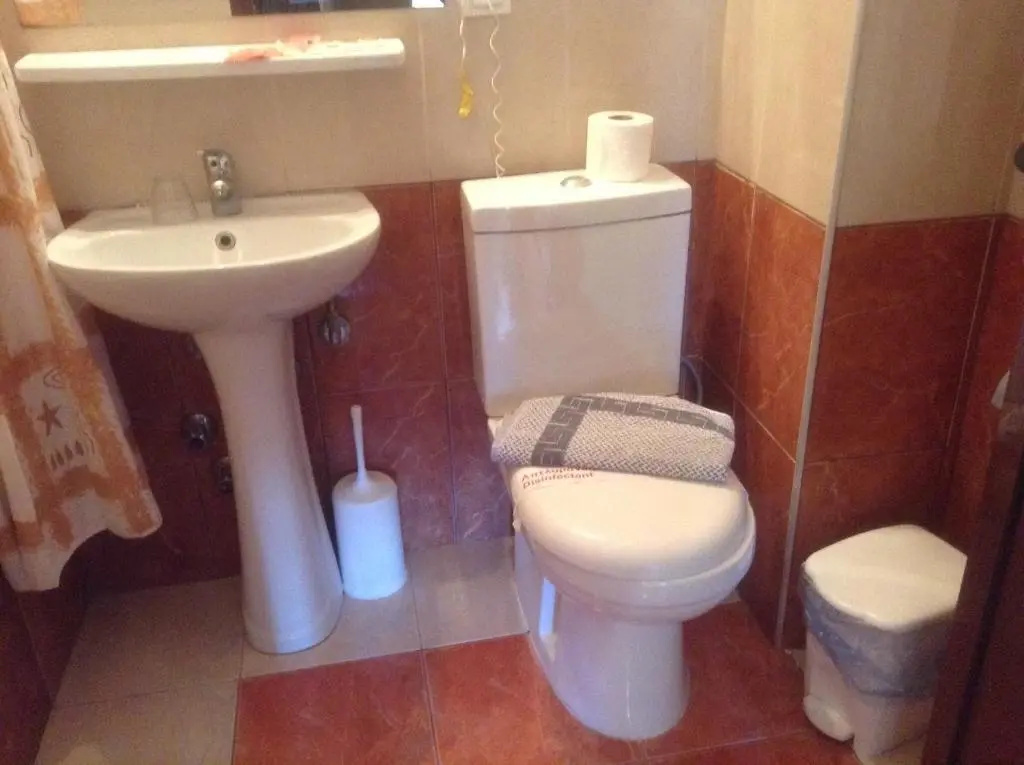 Hotel Kosta Famissi - Chambres