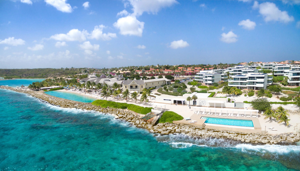 Beach & Waterfront