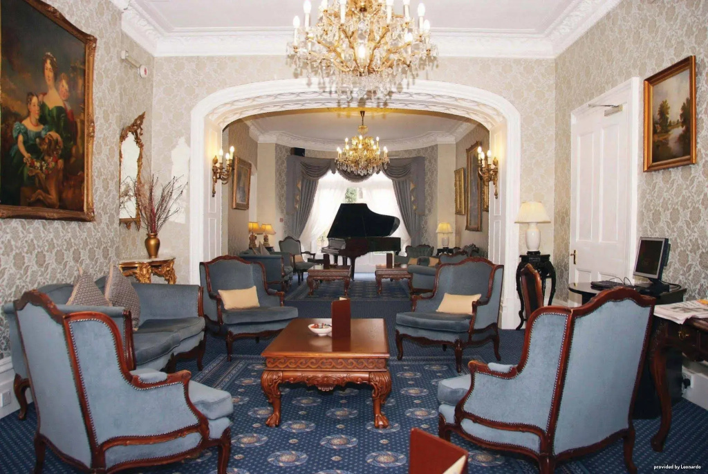 Best Western Swiss Cottage Hotel — фото