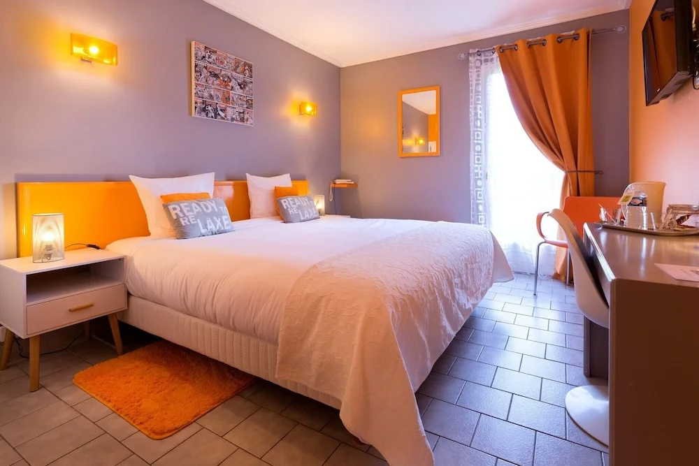 Comfort room