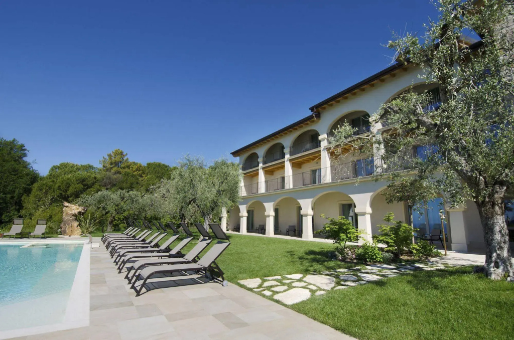 Hotel photo 13