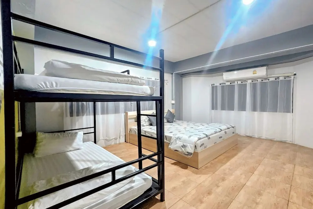 Me U Hostel — 5