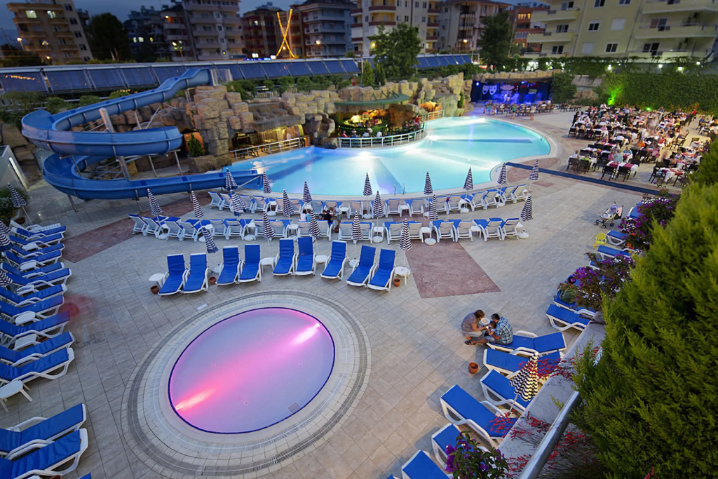 Pool