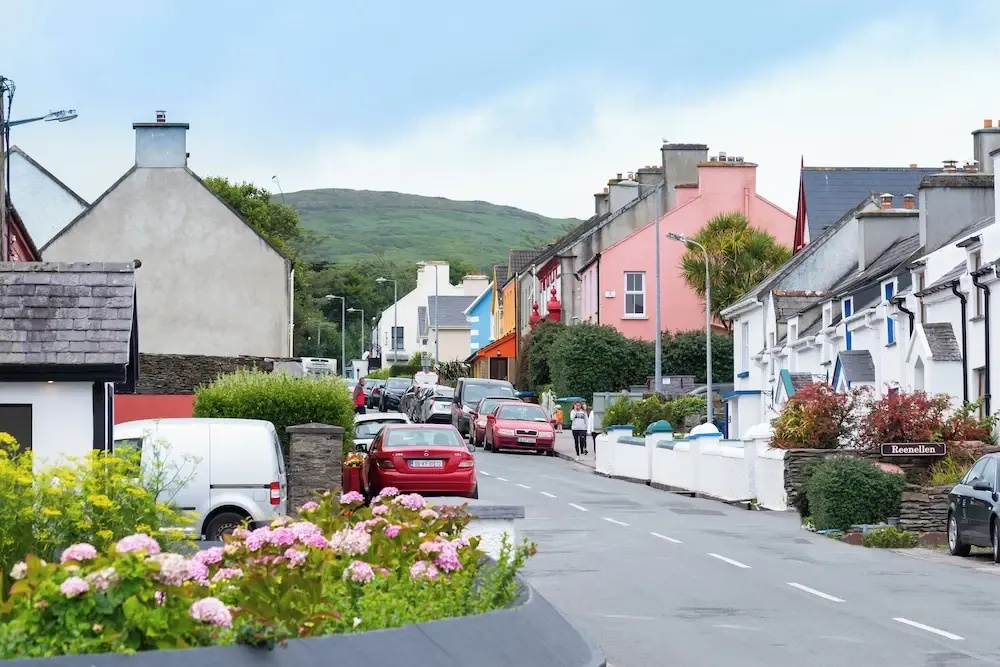 Luxury 4 Bedroom Holiday Home Overlooking the sea on Valentia Island