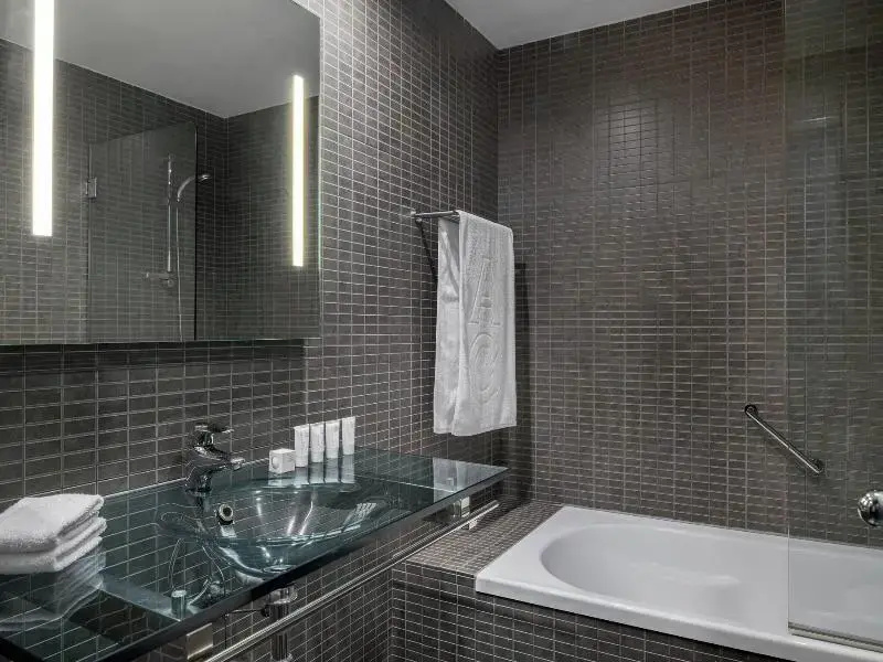 AC Hotel Porto by Marriott - Chambres