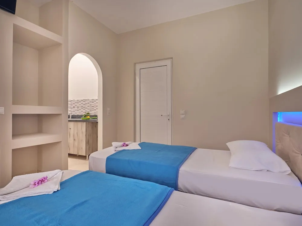Standard Double room with balcony (twin beds)