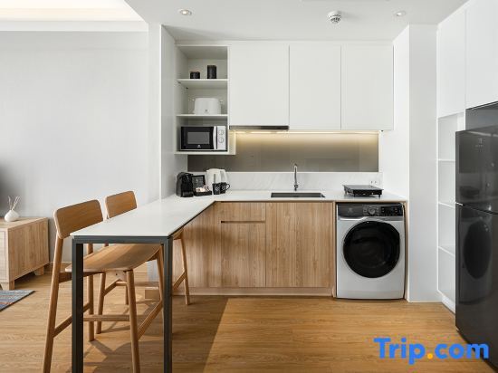 Двухместная студия Deluxe двуспальная кровать в Oakwood Suites Bangkok