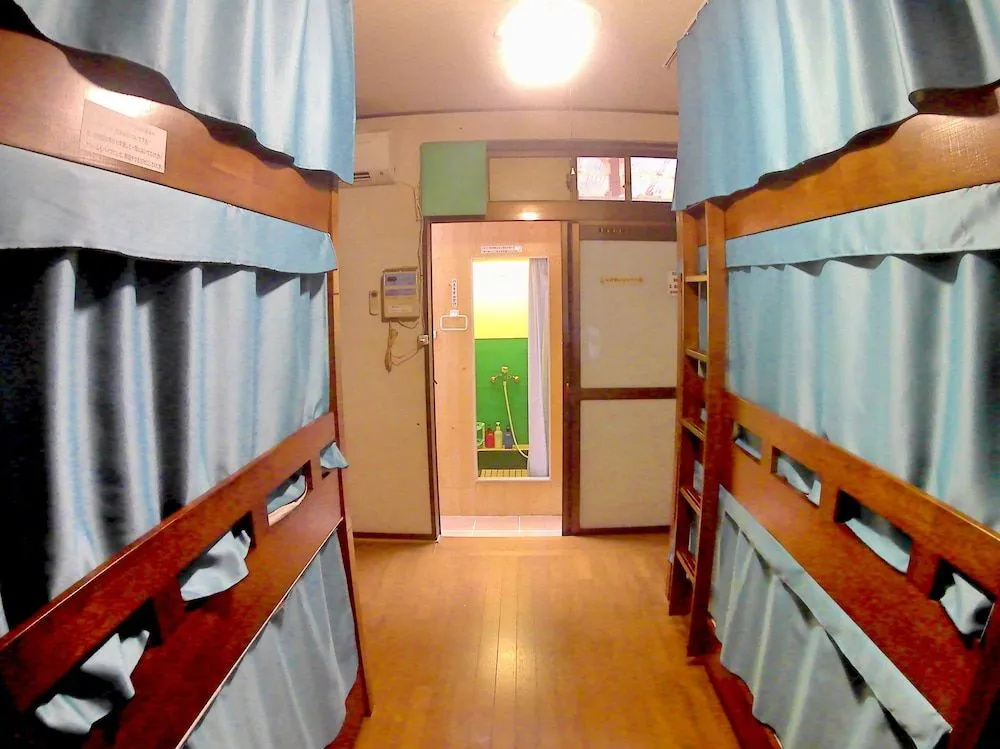 GUEST HOUSE IN AMAMI RYOUFUU - Hostel - фото 7