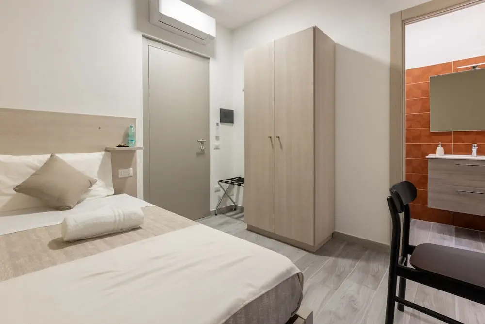 Comfort room