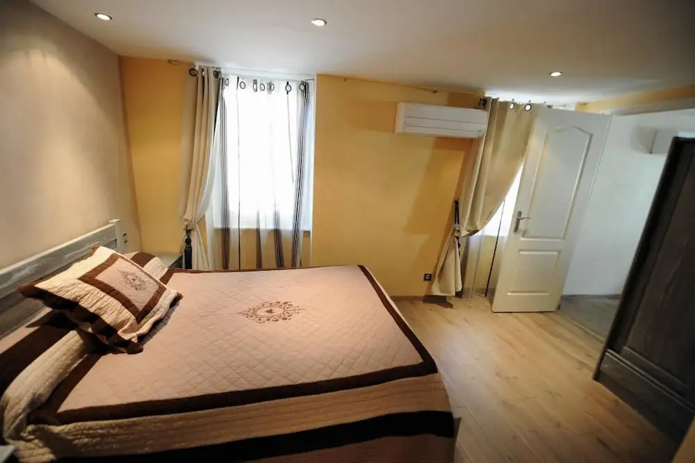Voir la photo 4 — Hotel Les Arcades
