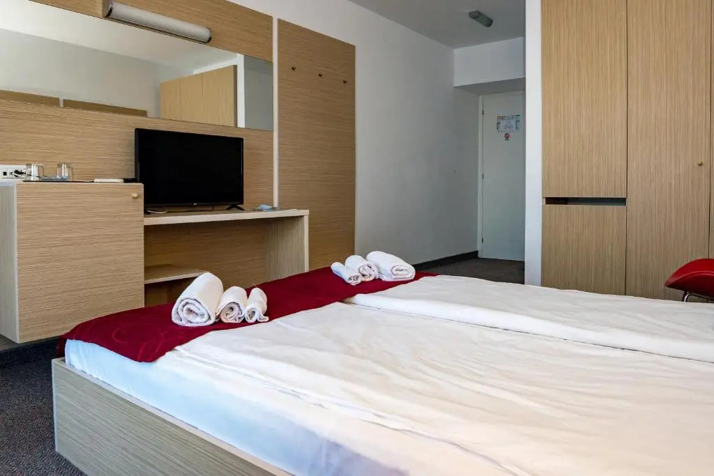 Executive Double room with sea view (full double bed)