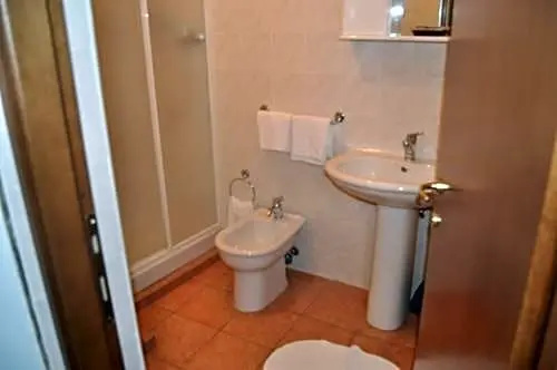 Hotel Fioriti - Chambres