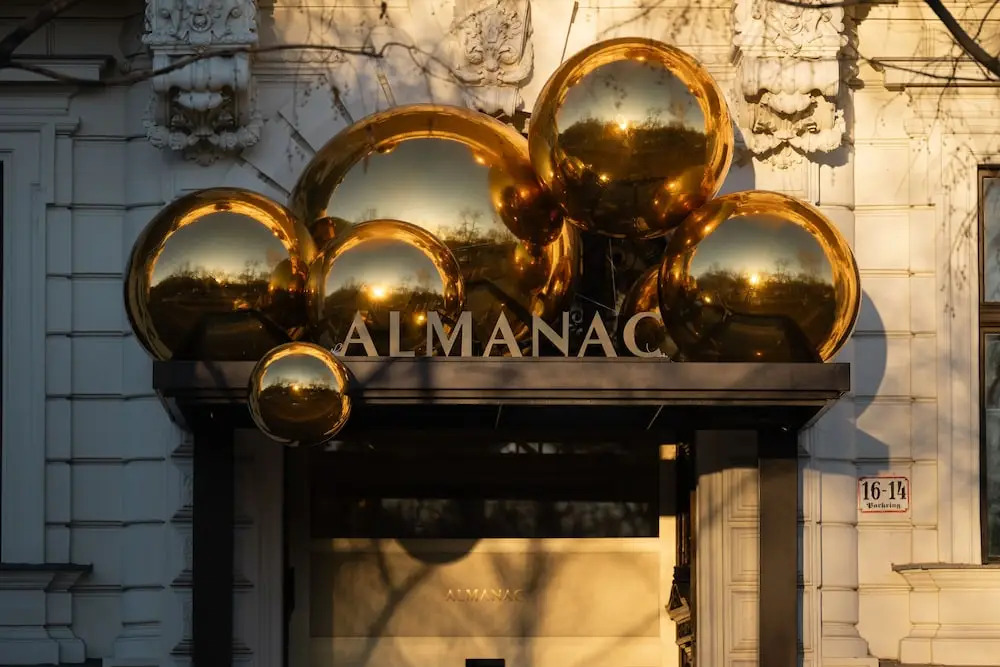 Almanac Palais Vienna