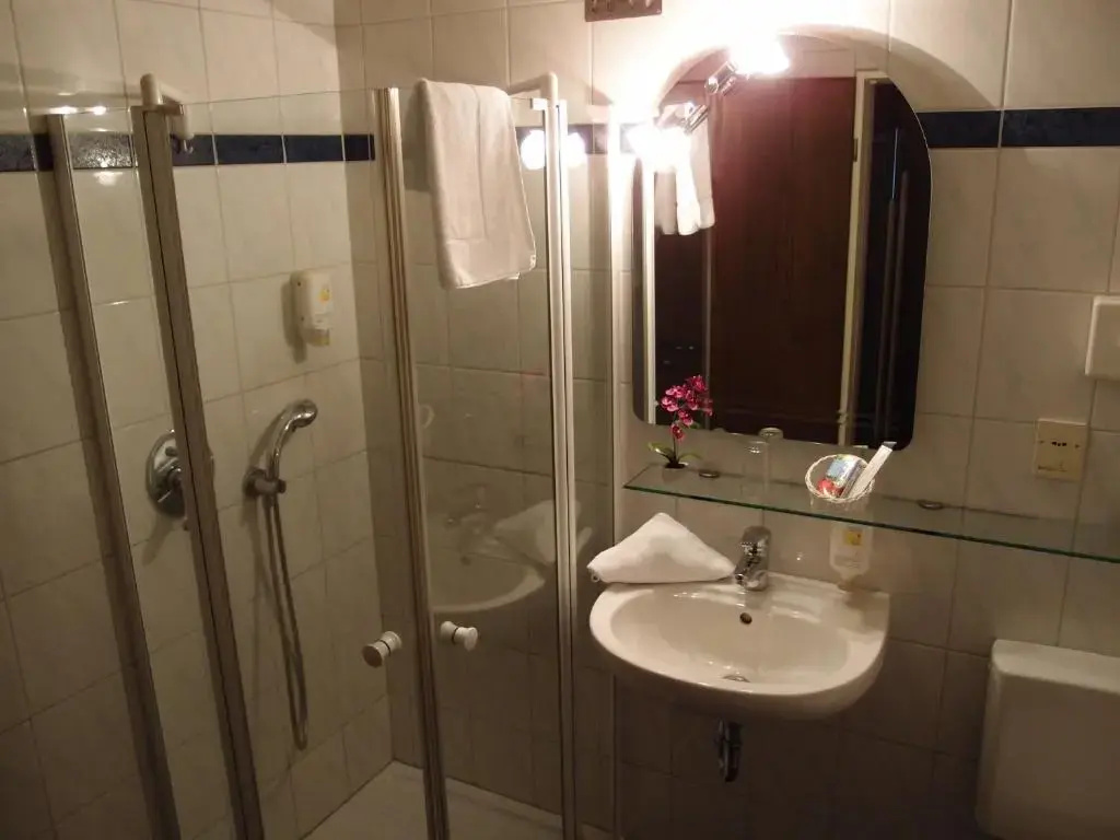 Hotel Adler - Chambres