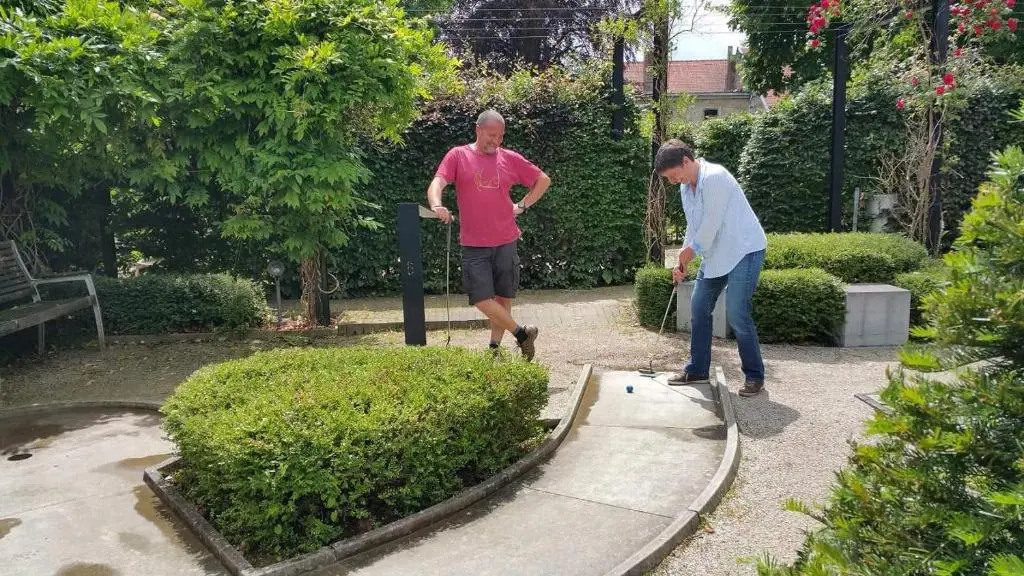 Aux Trois Petits Cochons - фото 5