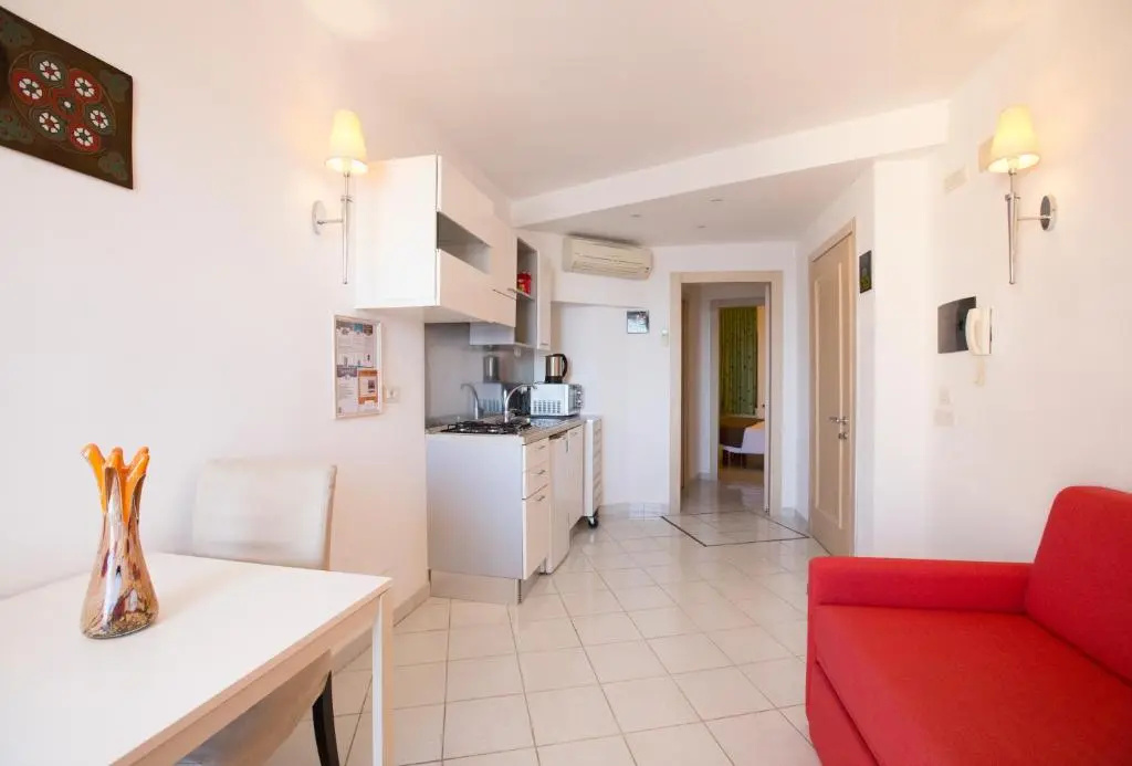 1 Bedroom Apartment with balcony