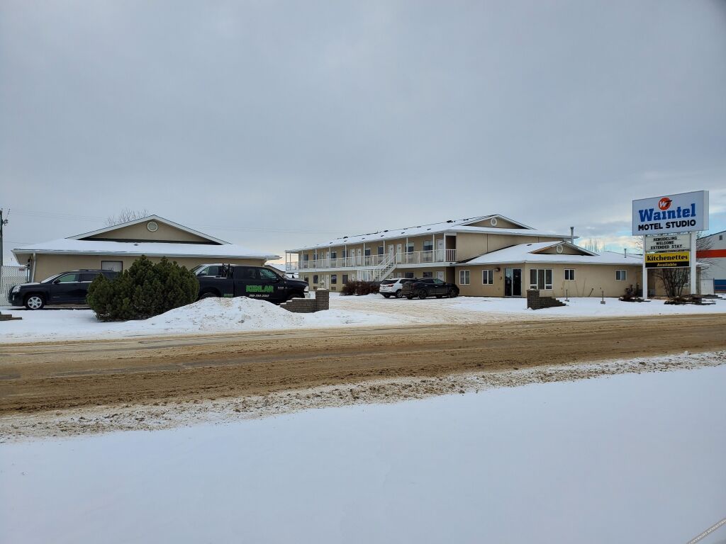 Waintel Studio-Wainwright Motel